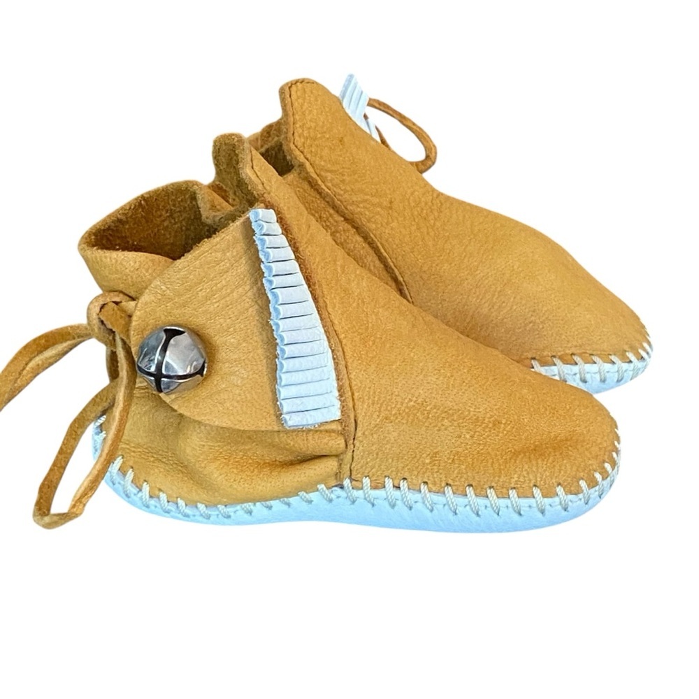 M64 Minnetonka Bell Moccasins